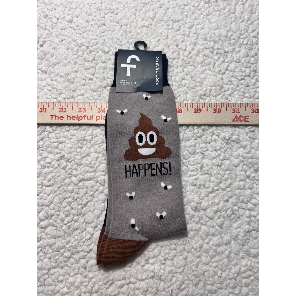 Foot Traffic Men’s Poop Happens Crew Socks Gray Funny Emoji Novelty Size 7-12NWT